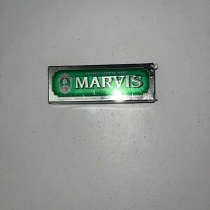 💙 NIB Marvis Toothpaste
